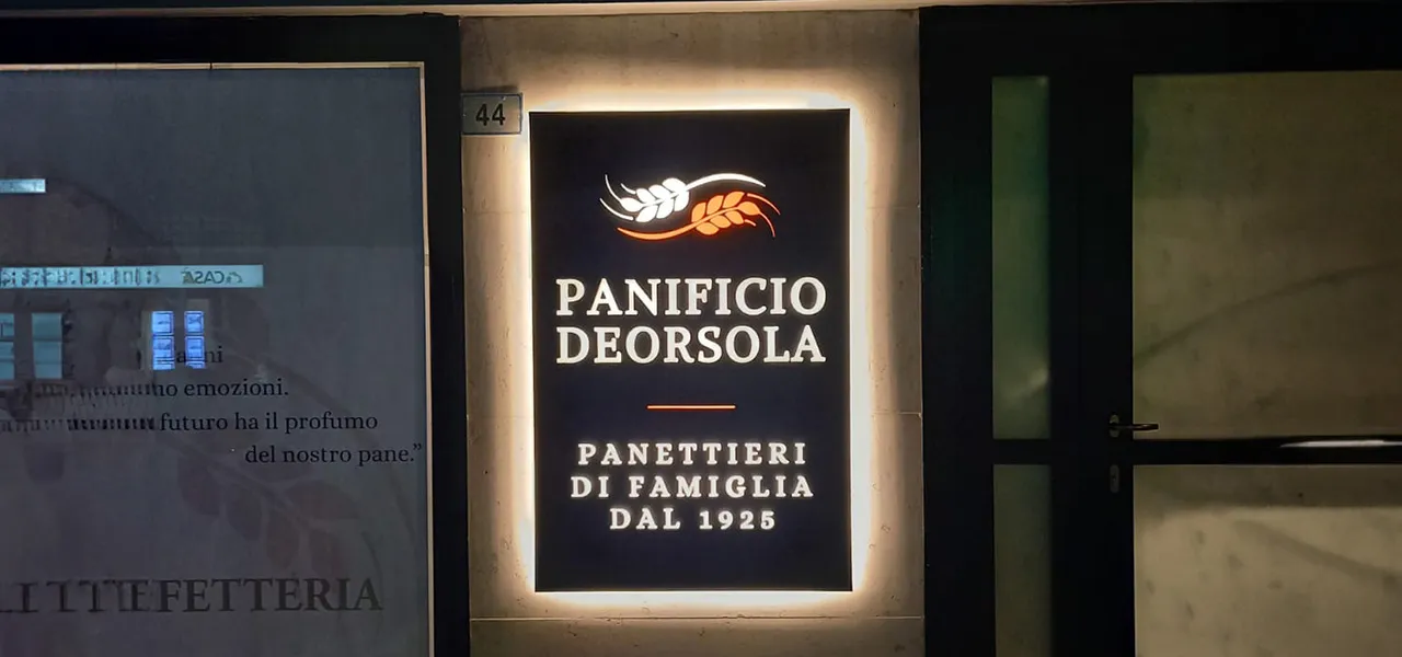 Insegna Cassonate - Panificio Deorsola - Sunrise Insegne