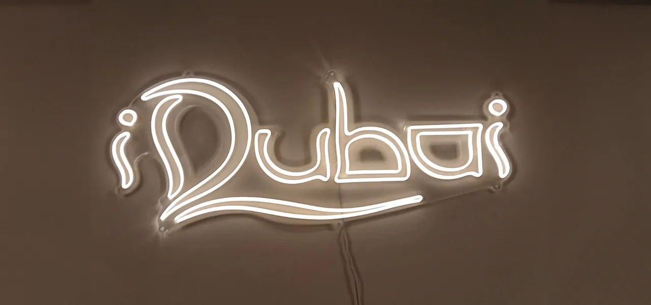 Insegna Filo Led - i Dubai - Sunrise Insegne