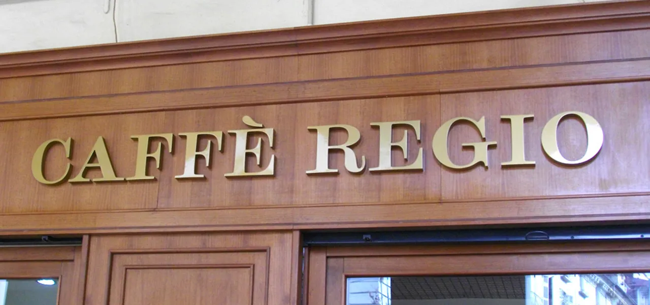 Insegna Lettere Scatolate - caffè regio - Sunrise Insegne